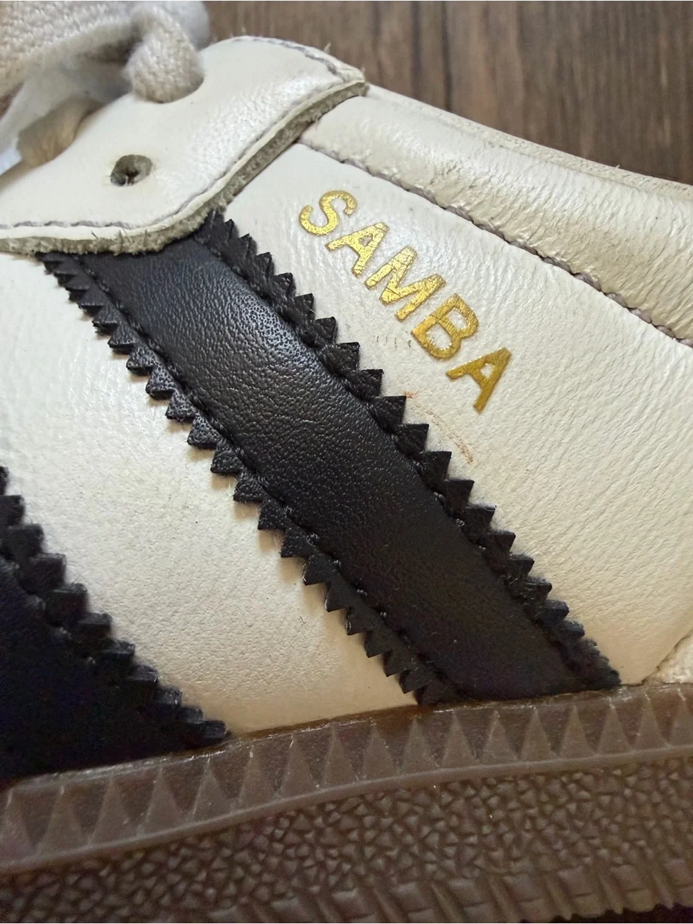 Adidas Samba OG White Sneakers Leather Shoes Stripes Gum Sole Suede Overlay 8